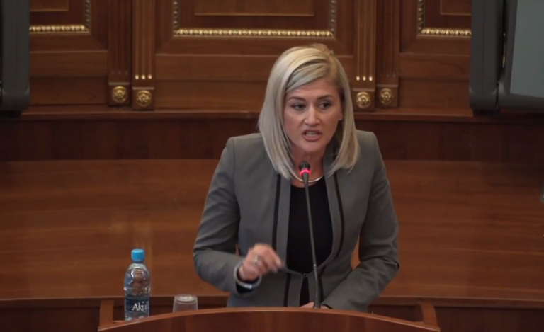 Kusari-Lila: Për një muaj kemi rënie prej 30 për qind të rasteve me COVID-19