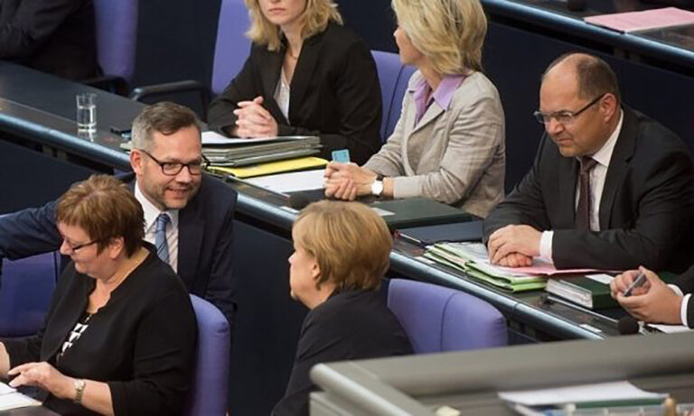 Reagon Gjermania e Merkel: Vizatimi i kufijve të rinj në Ballkanin Përëndimor është rrugë e rrezikshme