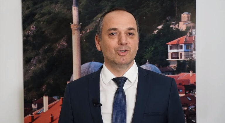 Kryetari Haskuka uron Ditën Kombëtare të Turqve