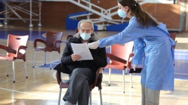 Deri sot janë vaksinuar 3072 të moshuar