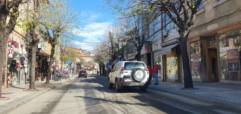 Kërcënon me vdekje familjarët e tij, arrestohet prizrenasi