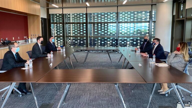 Abdixhiku takohet me zëvendës ndihmës sekretarin e SHBA-së, Mattheë Palmer