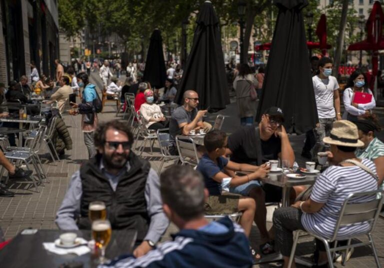 Në kohën e verës, Evropa ka rënie të rasteve me COVID-19