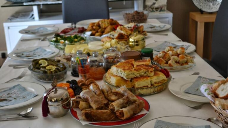 Çfarë duhet të ketë në sofër për Bajram?