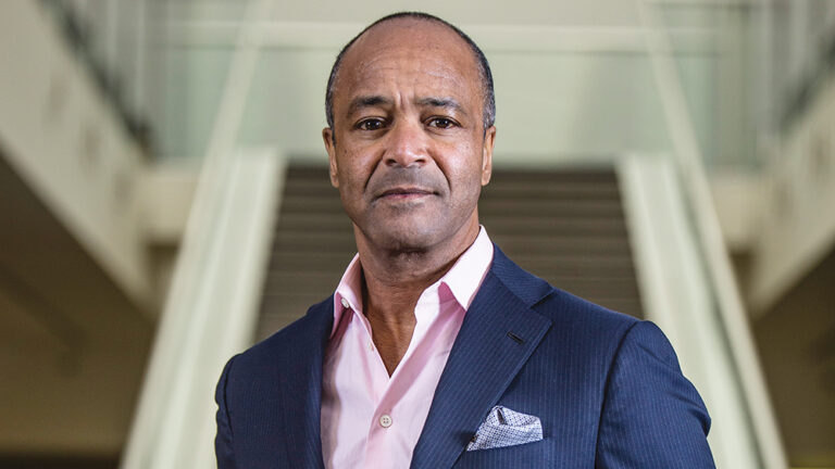 Kërkesa interesante e avokatit të Thaçit për Gjykatën Speciale: Seancat të mbahen pasdite, dua të fle