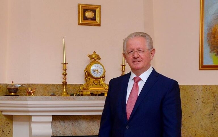 Qeveria: Skender Hyseni nuk është dhe nuk do të jetë pjesë e ekipit negociator të Kosovës