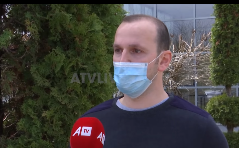 Infermieri kosovar lë Kosovën dhe shkon për të punuar në Gjermani