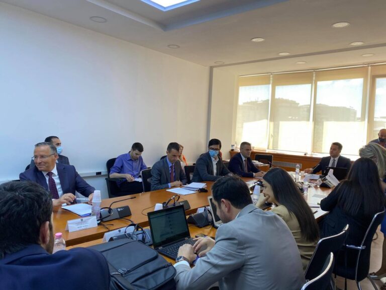 Guvernatori i BQK-së: Jemi në proces të liberalizimit të tregut bankar dhe të sigurimeve