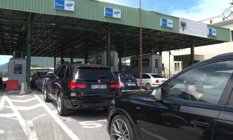 Me drogë në makinë, kapen në Kukës dy të rinjtë nga Prishtina