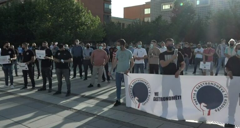 Nis protesta e gastronomëve