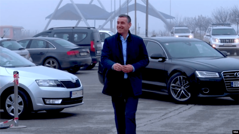 Kë u lejua ta takojë e kë jo? Specialja publikon raportin për vizitën që Veseli pati në Kosovë