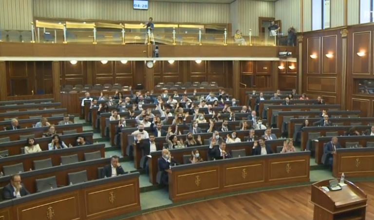 Kuvendi shkarkon bordin e Agjencisë Kosovare të Privatizimit