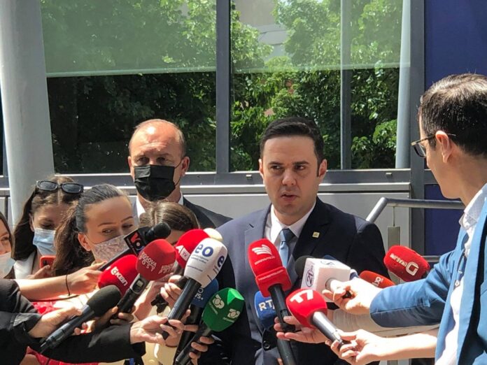 Abdixhiku deklarohet pas takimit: Kurtit ia bëmë një qartësim, një ofertë dhe një kërkesë