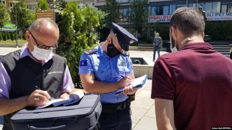 ​Shqiptohen 748 gjoba për mosrespektim të masave anti covid