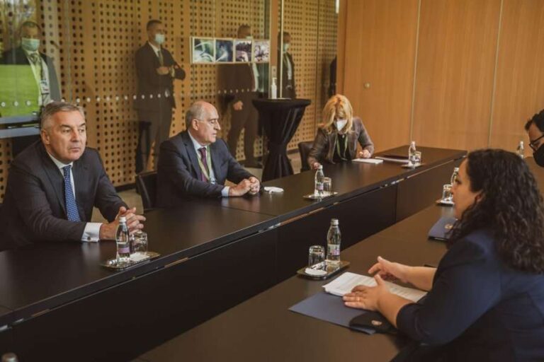 Osmani e Gjukanoviqi kundërshtojnë idetë për ndryshim të kufijve