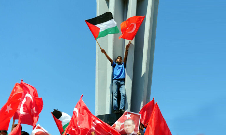 Turqia zotohet se do t’i mbrojë palestinezët