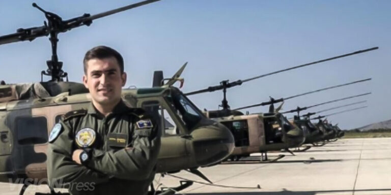 Humbi babain dhe vëllain në luftë, tani është piloti i parë i Ushtrisë së Kosovës