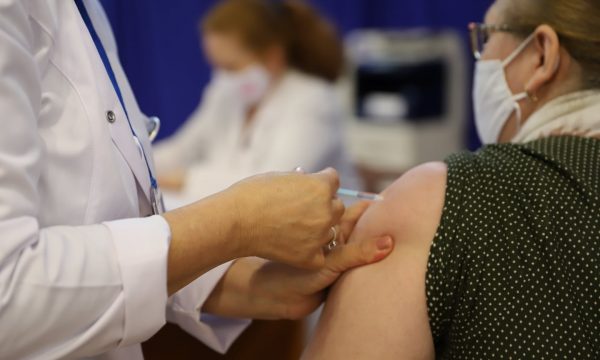 54 mijë persona marrin vaksinën në të gjithë vendin