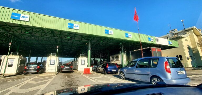 Vikendi në Shqipëri? Masat e reja antiCOVID-19 që duhet t’i dini