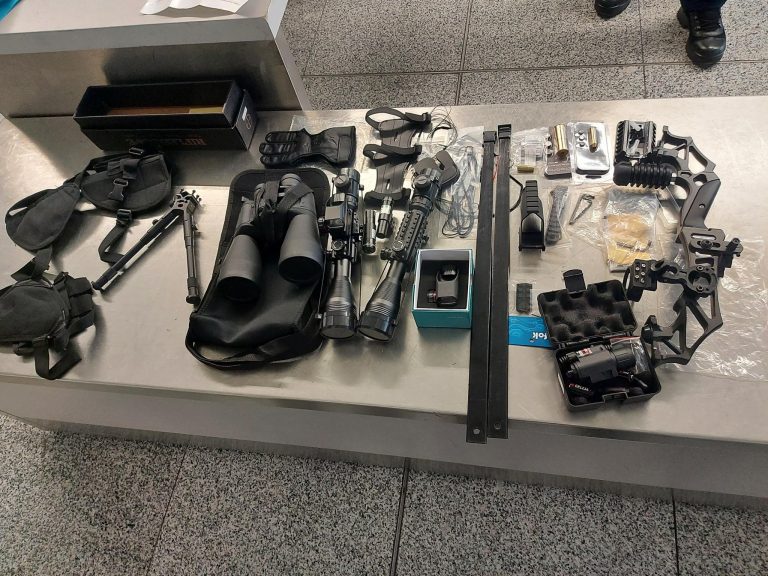 Në Aeroportin ndërkombëtar “Adem Jashari” skanerat  zbulojnë mallra të fshehura