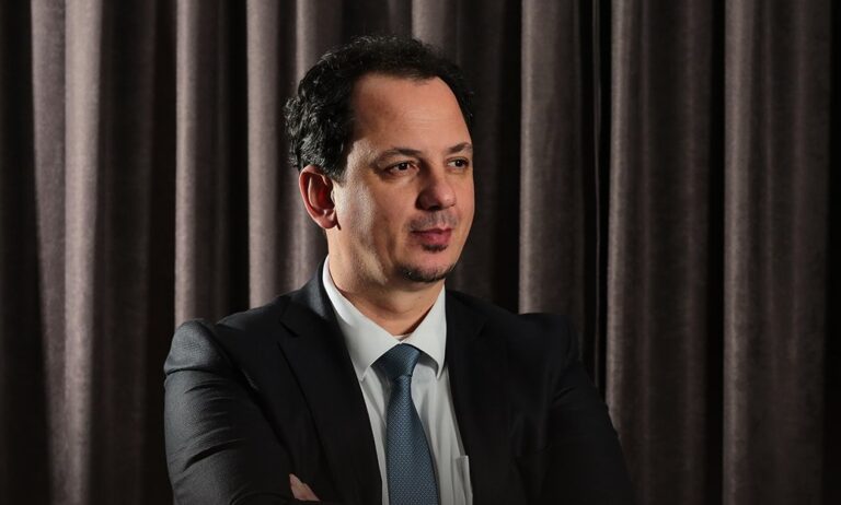 Deputeti i Listës Guxo: Në zgjedhje lokale duhet të shkojmë me identitetin tonë partiak