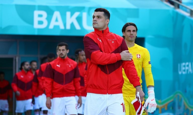 Ndeshje e jashtëzakonshme për Granit Xhakën, ylli shqiptar në qendër të vëmendjes