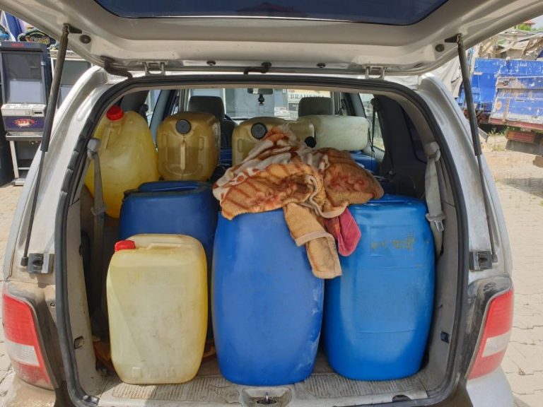 Arrestohet pasi tentoi të kalojë ilegalisht kufirin Kosovë-Serbi dhe të kontrabandojë derivate të naftës