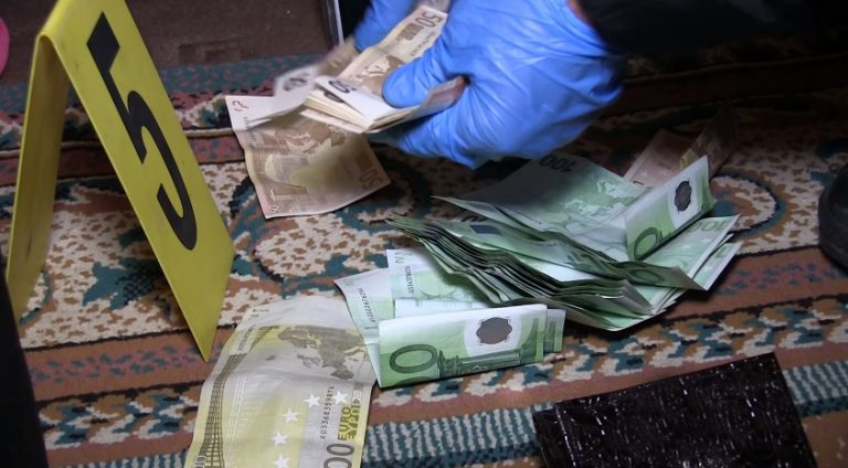 Paraburgim ndaj 4 personave në Prizren për fajde, ryshfet, keqpërdorim i pozitës e mashtrim