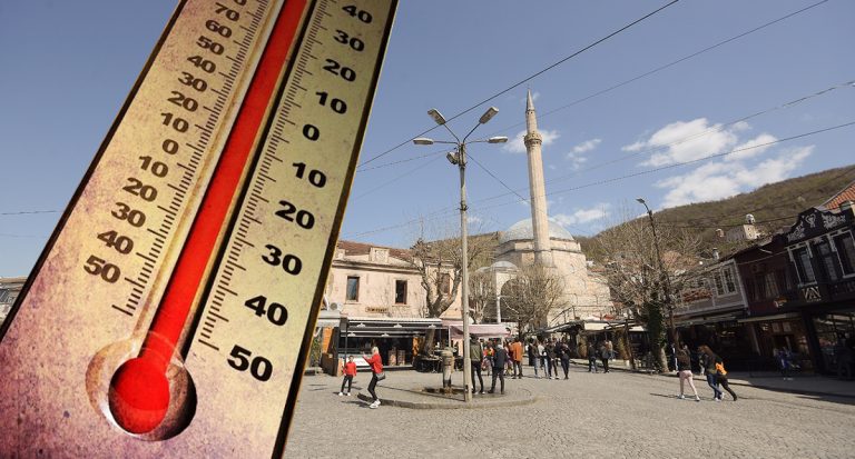 Mot me dell e temperatura deri në 35 gradë sot