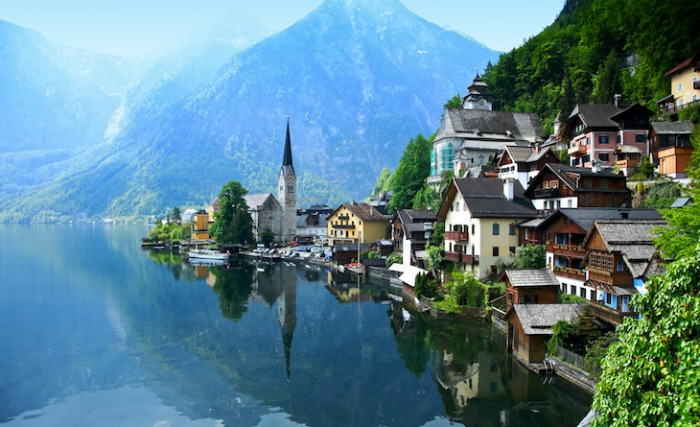 Austria heq të gjitha kufizimet për pasagjerët me pasaporta biometrike