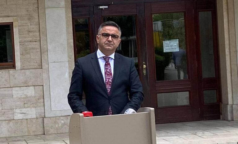 Tahiri: VV-ja në 2015-n votoi për falje të borxheve, e pasinqertë të thuhet tash se nuk i falin