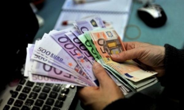 Diaspora e Kosovës solli rreth 928 milionë euro për tetë muajt e parë të 2025