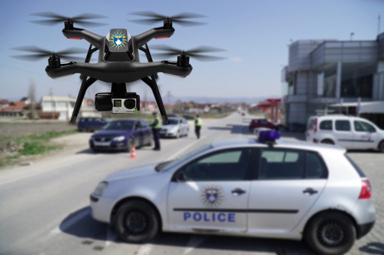 Policia vë në funksion edhe dronin – për tri javë në Prishtinë dënohen mbi 400 shoferë për mosrespektim të dritës së kuqe dhe për tejkalim në vijën e plotë