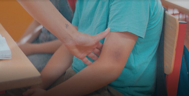 ‘’Bëhu Mburoja ime!”, Handikos lanson video me udhëzime se si mund të raportohet dhuna tek fëmijët