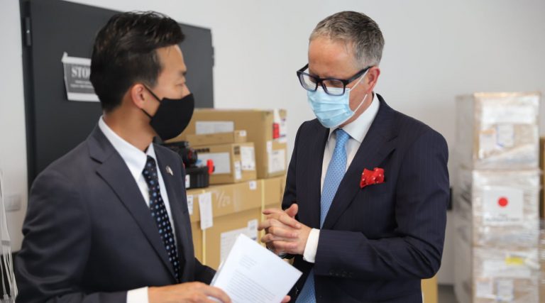 Japonia i dhuron 810,000 euro Kosovës për pajisje mjekësore