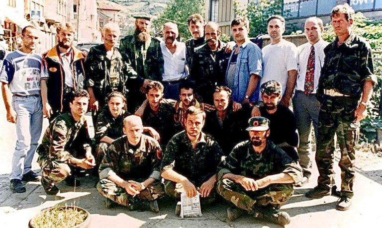 Bekim Jashari rrëfen plotë emocione rrugën e kthimit të tij nga gurbeti në Kosovën e lirë