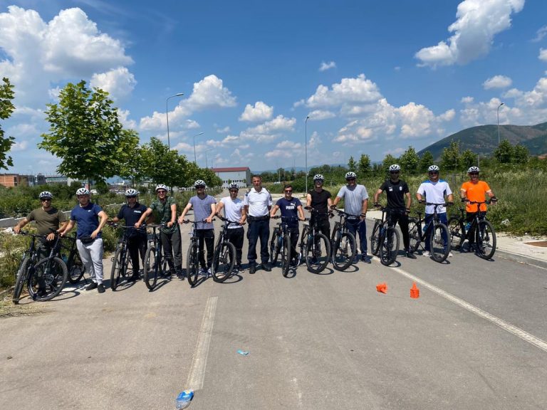 Policia në Prizren, po përgatit zyrtarë të rinjë të njësisë së biçiklistave