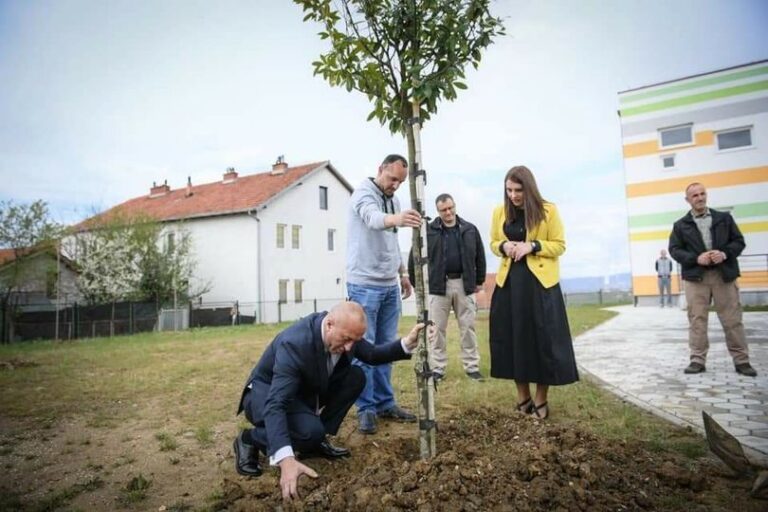 Haradinaj: Vetëm bashkë mund ta përmirësojmë jetesën në vendin tonë