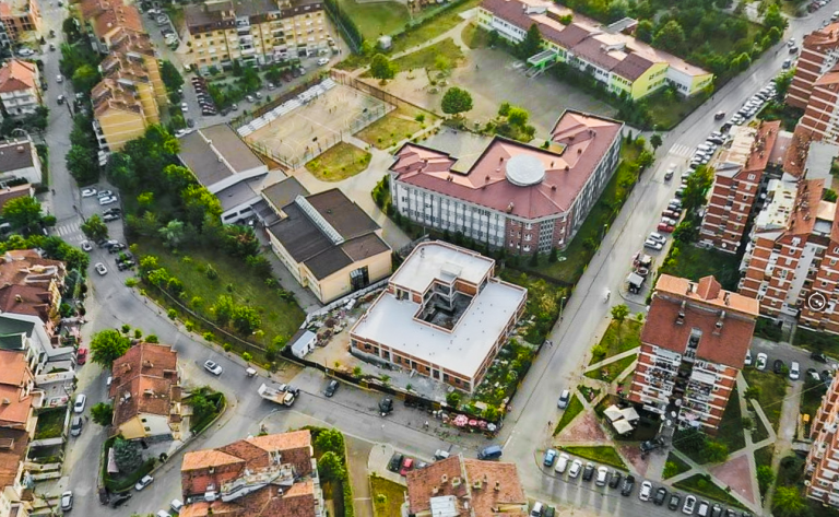 Hapet konkursi për 9 vende të reja pune për sekretarë të shkollave në Prizren