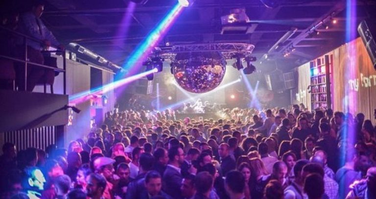 Hapen edhe diskotekat në Kosovë
