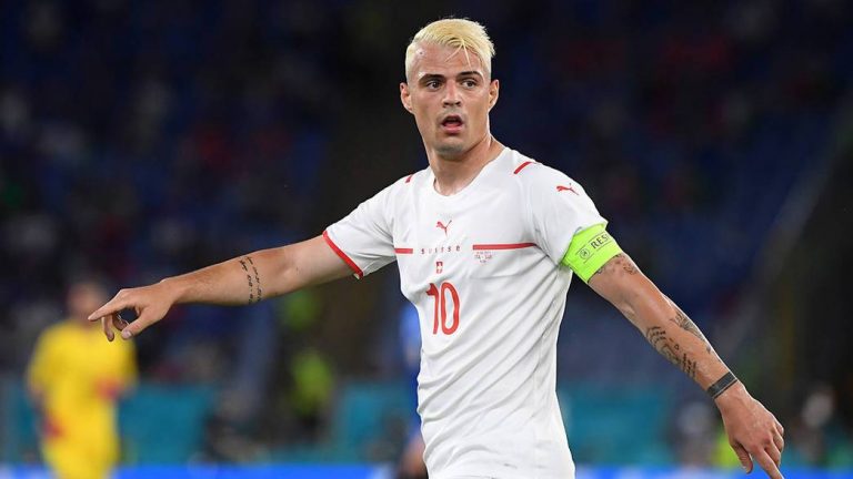 Granit Xhaka në ekipin më të mirë të Euro 2020