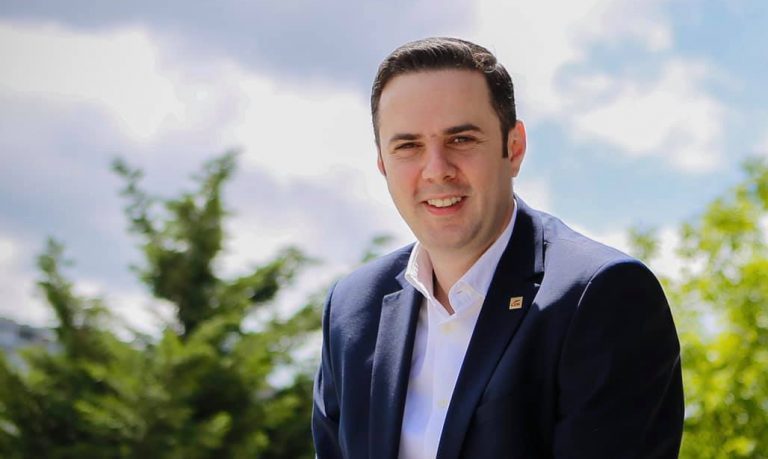 Abdixhiku: LDK-ja po rikthehet bindshëm