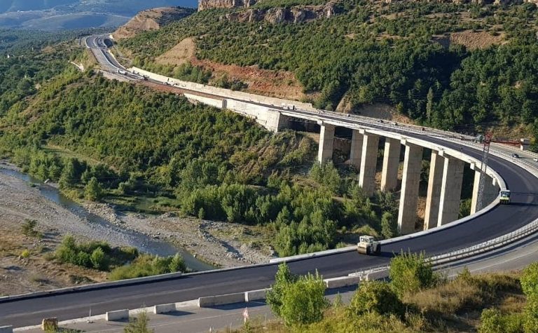 56 vjeçari që mbeti i vdekur në rrugën e kombit është nga fshati Sopijë i Suharekës