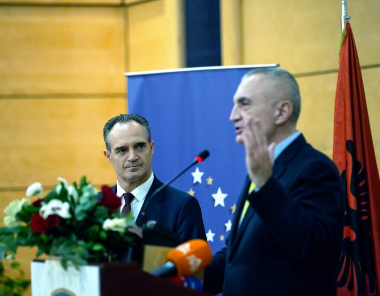 Nait Hasani: Ambasada e Kosovës në Tiranë s’është e zbrazët, detyrën ia kam dorëzuar zëvendësit tim