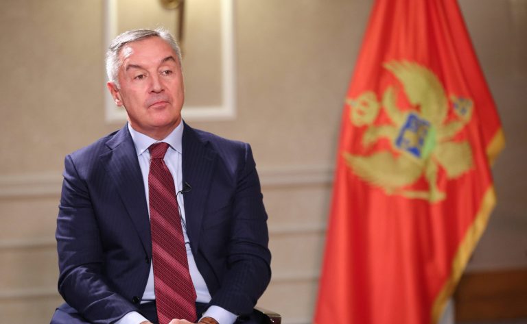 Gjukanoviq: Mali i Zi i mbështet plotësisht synimet e Kosovës