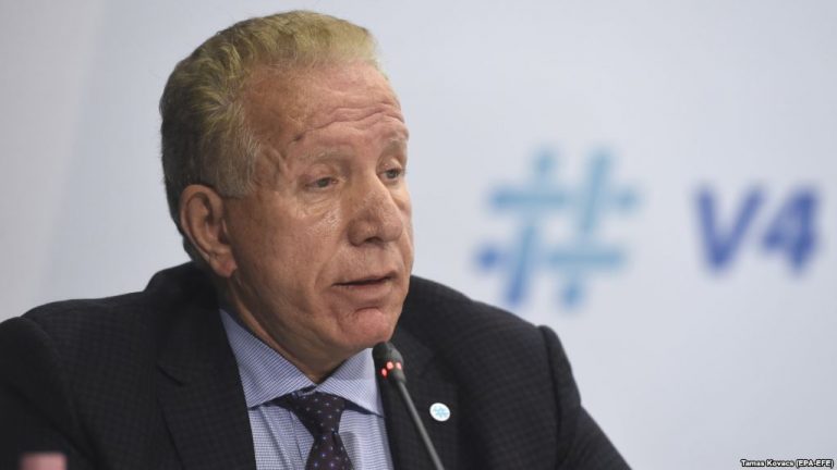 Behgjet Pacolli bie në kontakt me personin që e ndihmoi policinë ta kapte Dardan Krivaqën, do ta shpërblejë atë