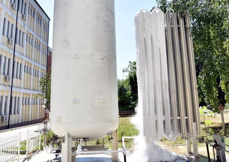 ShSKUK: Furnizimi me oksigjen në QKUK është stabil