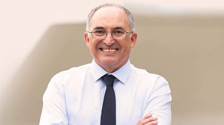 Shaqir Totaj prezanton sloganin e fushatës: Bashkë për Prizrenin