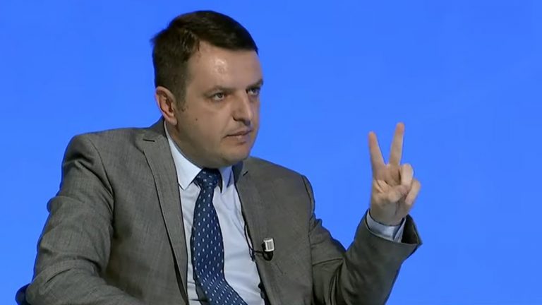 Selim Selimi thotë se Kurti është kryetar i VV-së dhe LDK-së