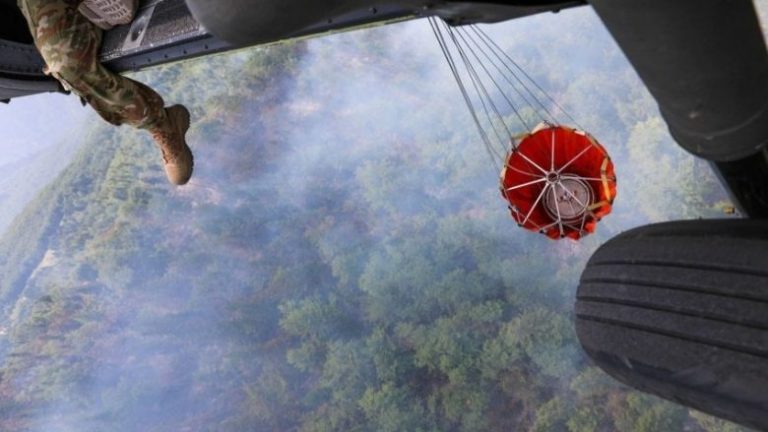 Policia apelon tek qytetarët për kujdes të shtuar ndaj zjarreve, për zjarrvënie të qëllimshmshe do të merren masa ndëshkuese